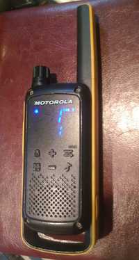 Рация Motorola t82