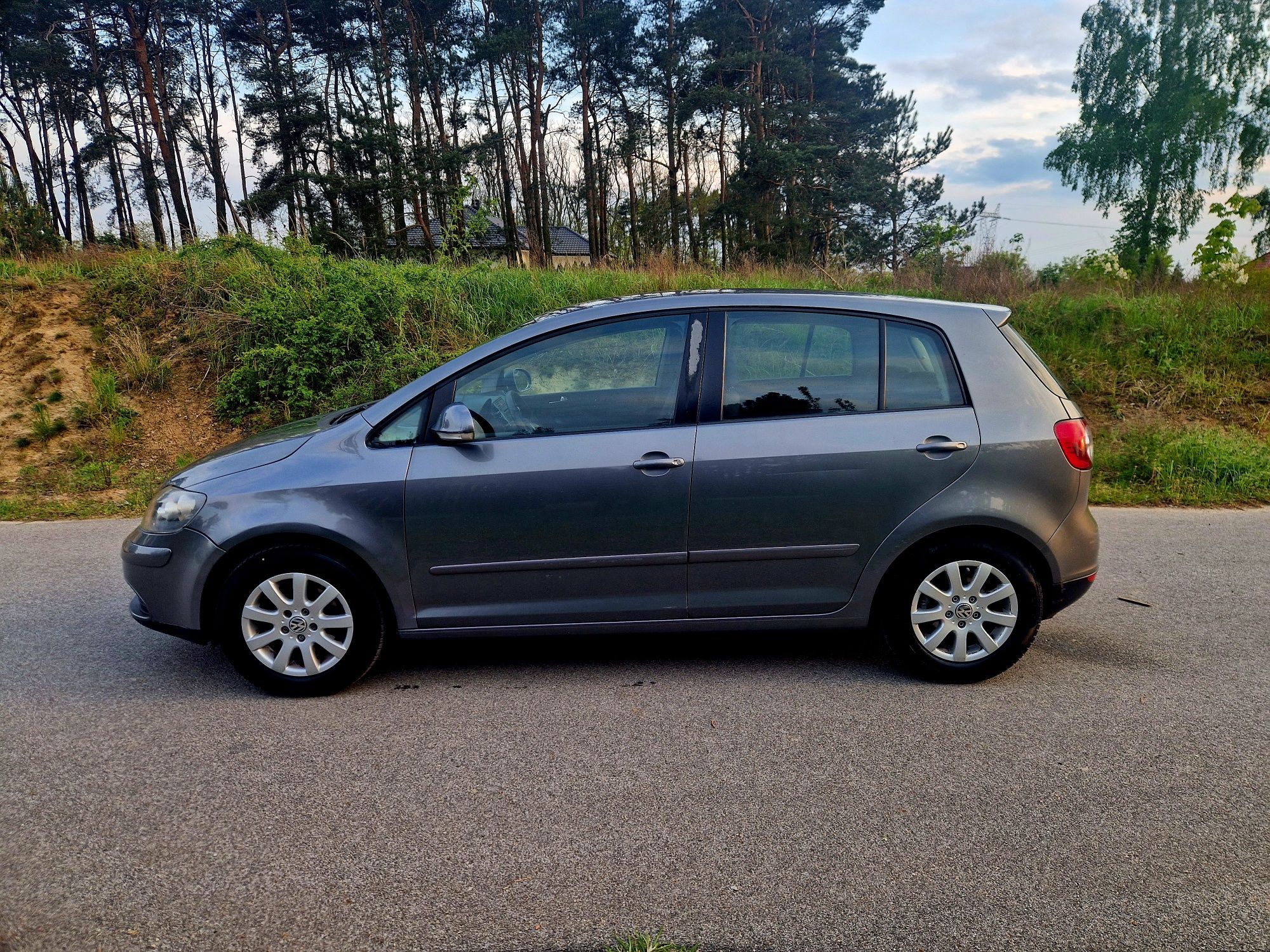 Volkswagen Golf Plus 1.4 16 V 2005 rok