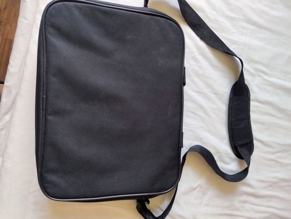 Torba na laptopa firmy HP