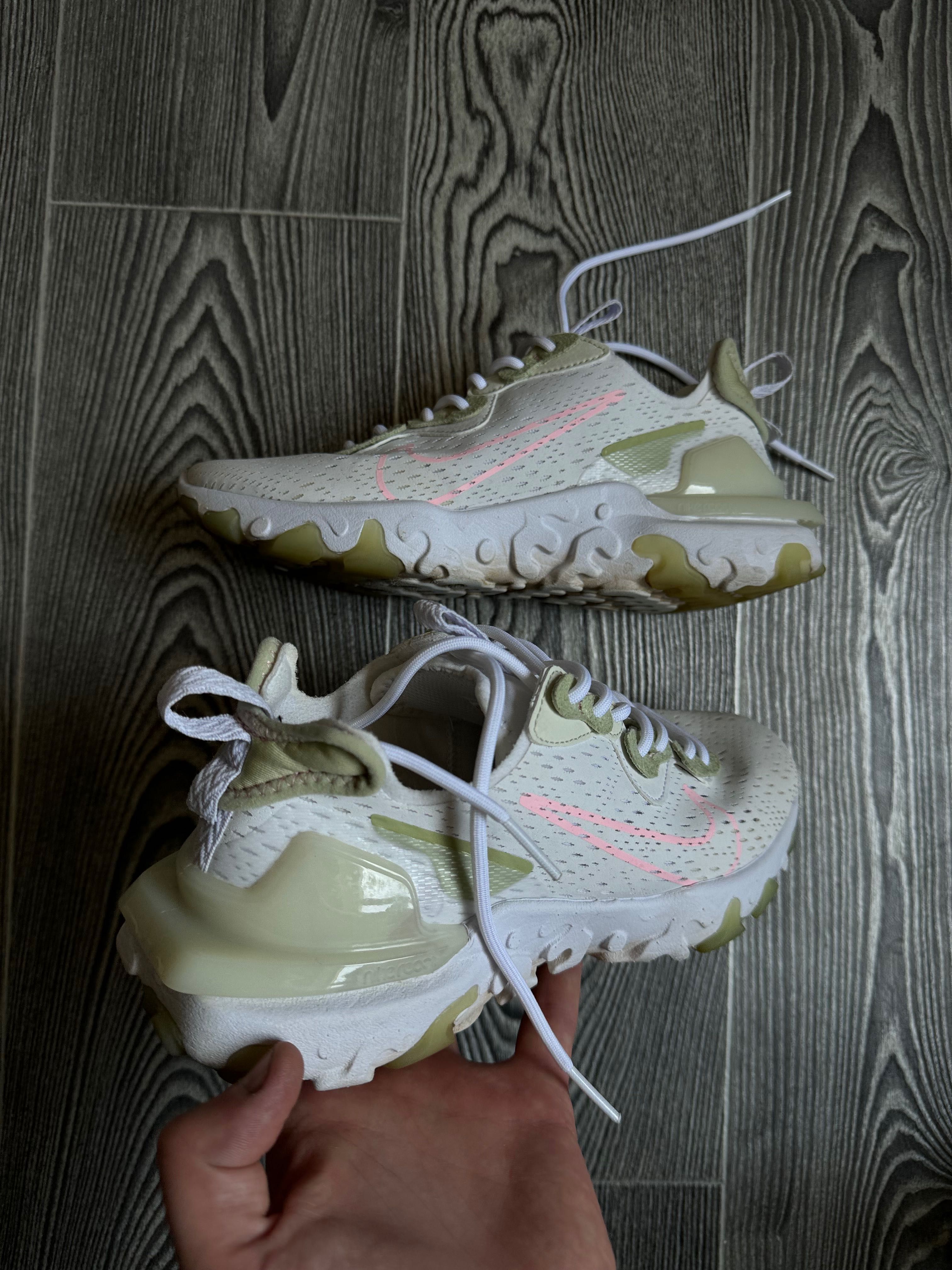 Кроссовки Nike React Vision размер 38 стелька 24
