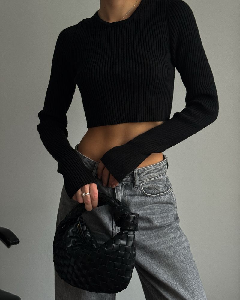 вʼязаний топ Causetume