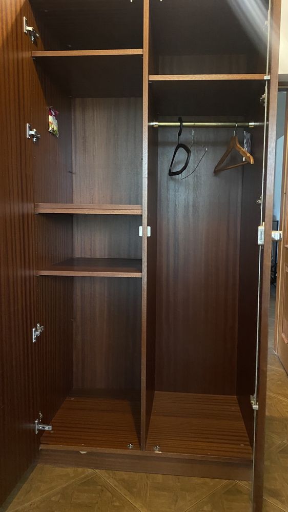 Pojemna Szafa stan dobry odbior osobisty
