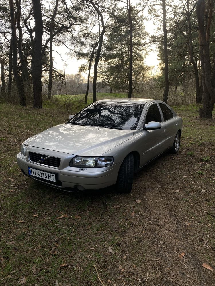 Продам Volvo s60 2.4 газ/бенз