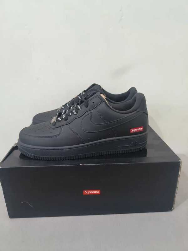 Nike buty sportowe AirForce1LowSupreme "Espadryle"Espadryle R.40.5