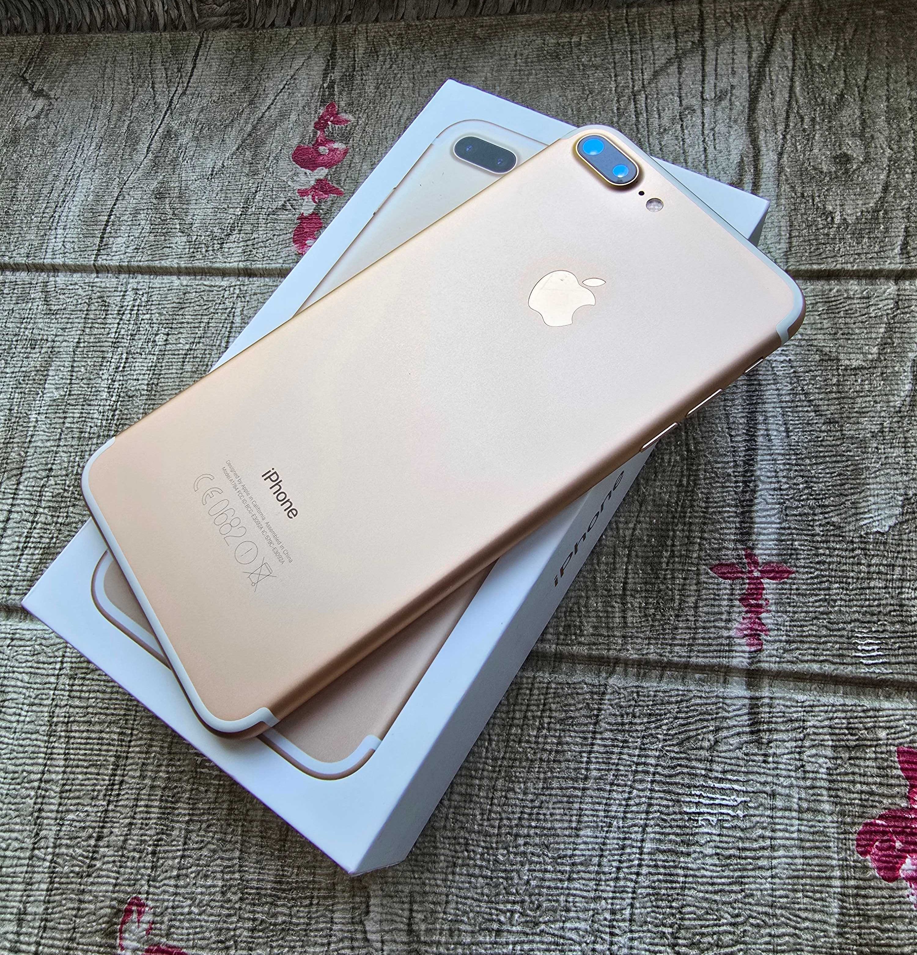 iPhone 7 Plus 128 Gb Gold Neverlock идеальный все работает