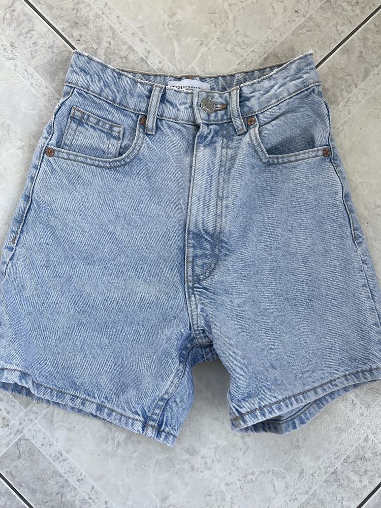 Джинсові шорти zara 32