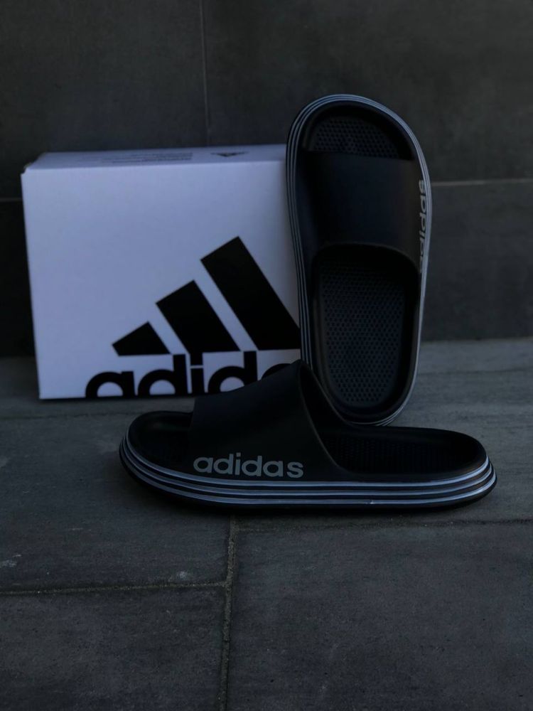 Скпер легкі і зручні шльопанці Adidas Slide / Тапочки Адидас / Адідас