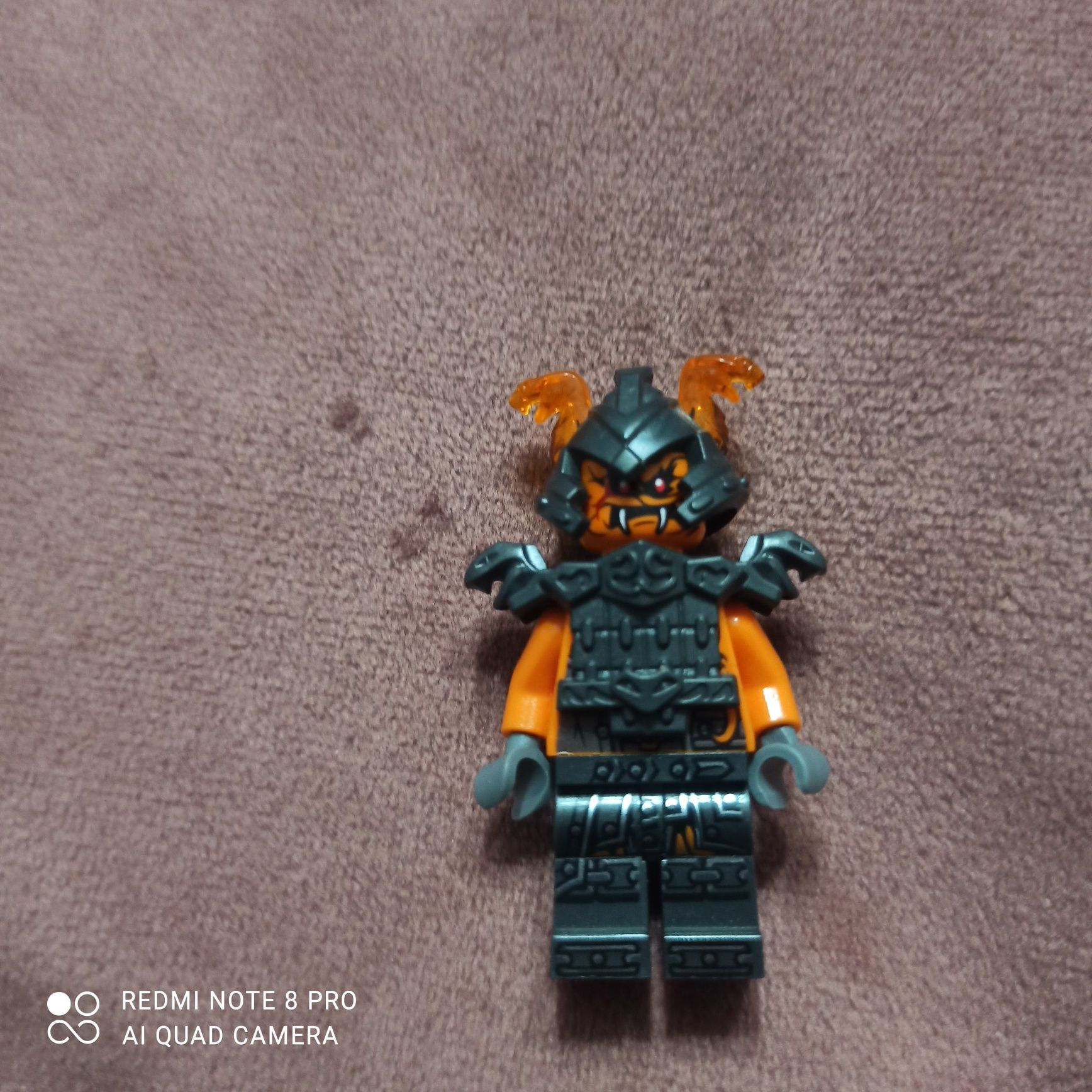 LEGO figurka ninjago Commander Blunck njo293