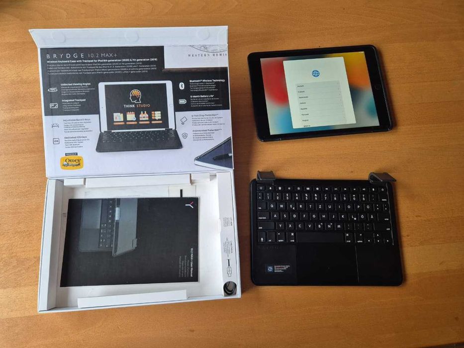 Продаю Apple iPad 8 (10,2") | 32 GB | Space Gray | + клавіатура