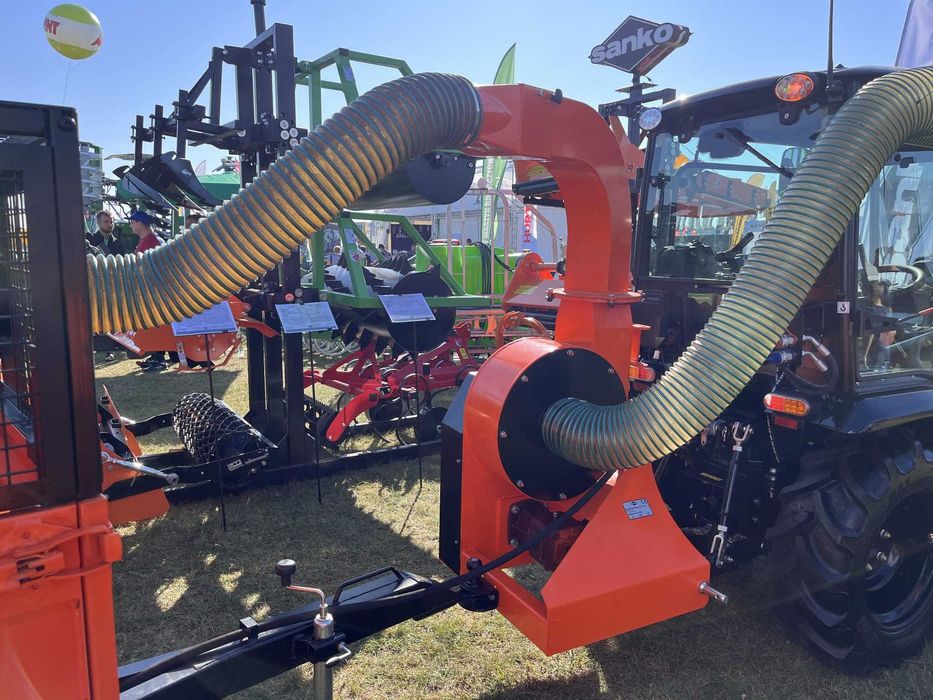 Odkurzacz liści komunalny do parku ogrodu boiska do ciągnika Dostawa