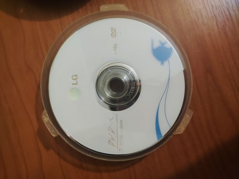 CD та DVD диски  на вибір