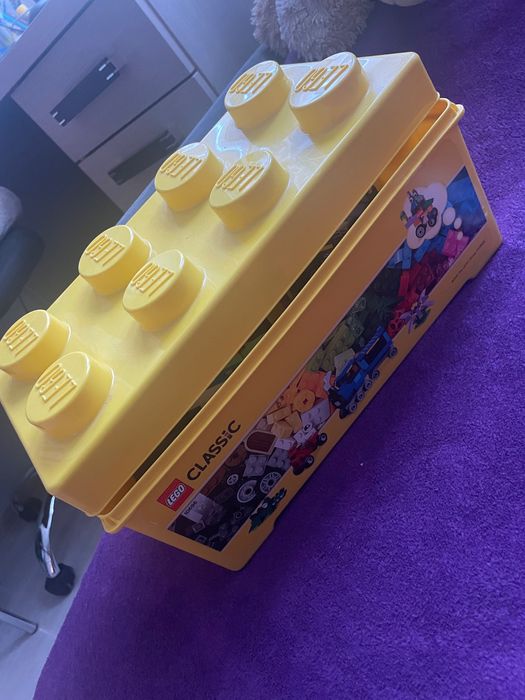 Klocki lego z pudełkiem