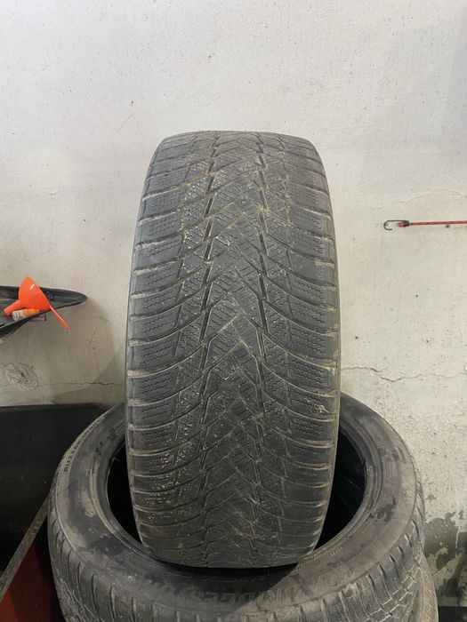 Bridgestone blizak 245/45/20