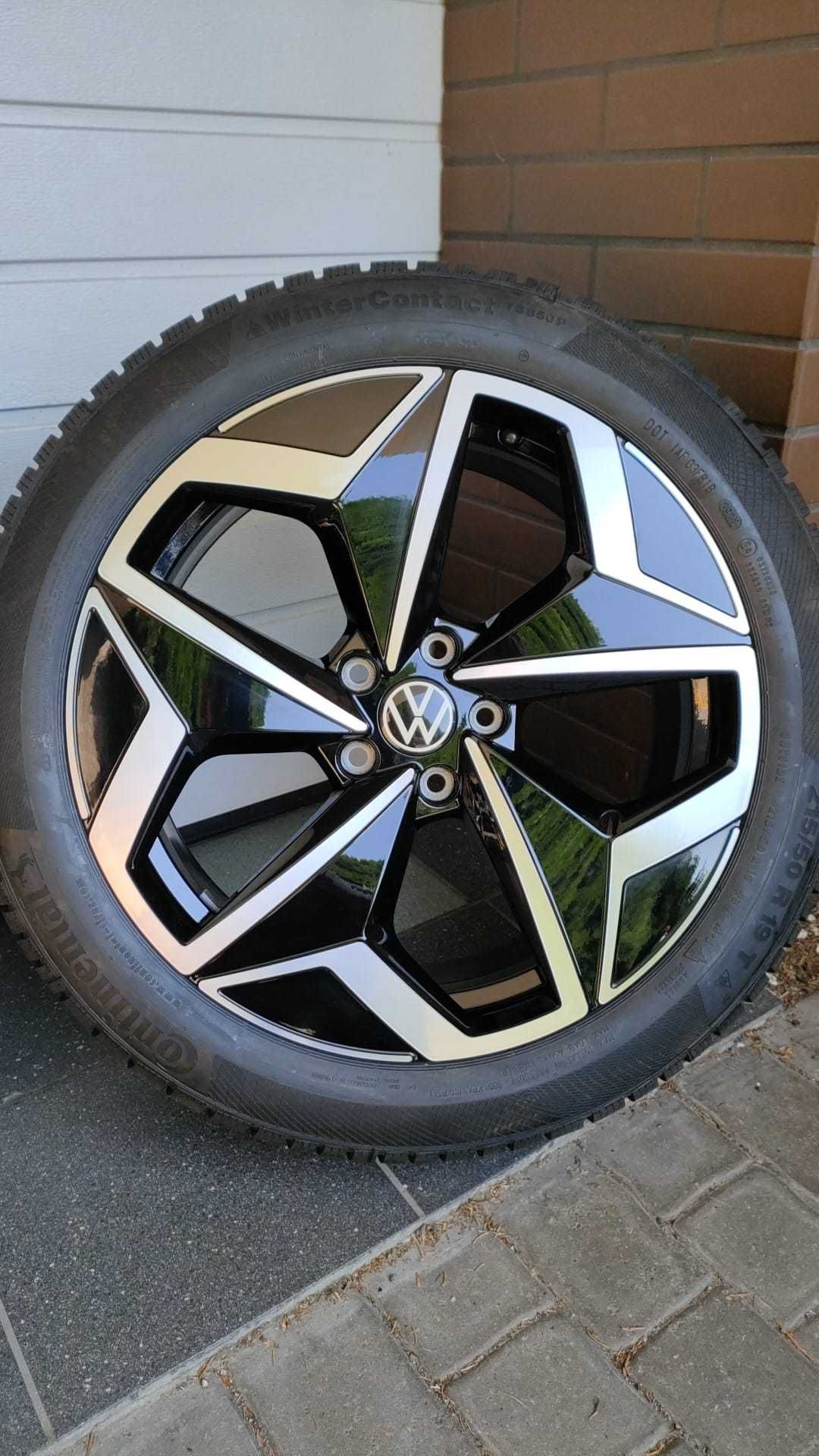 Koła aluminiowe VW ID 3 19'' 5x112 opony zimowe 215/50/19  (OL1748)