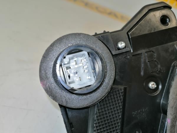 Fechadura / fecho porta frente direito TOYOTA Prius Hatchback (_W2_)