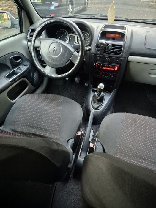 Renault 1.2 16v AC ano 2003