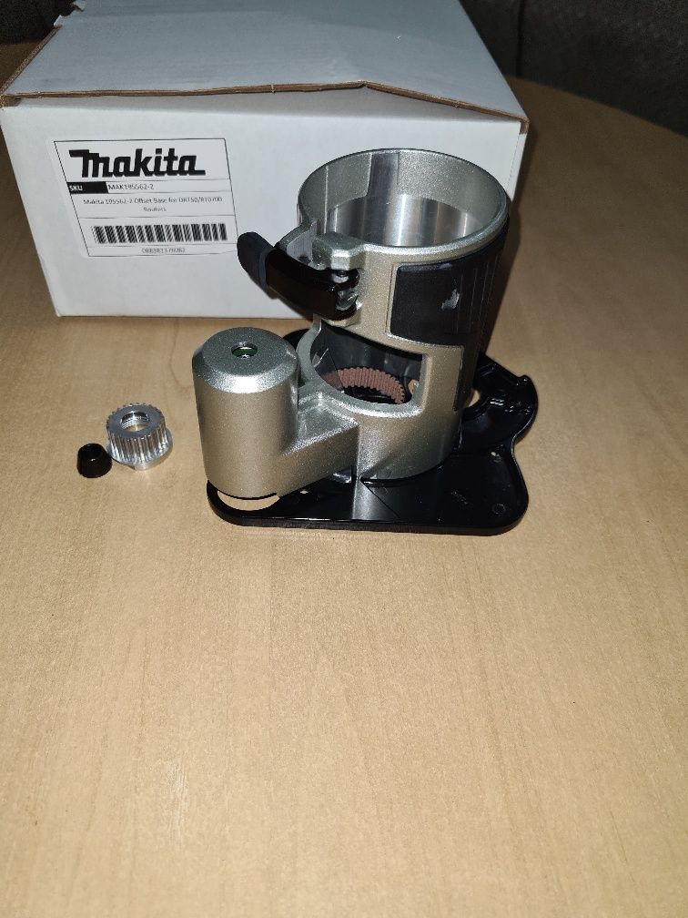 Przystawka do frezark MAKITAi RT0700 I DRT50