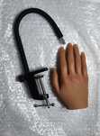 Ultrarealistyczna dłoń do nauki manicure, hybrydy itp.