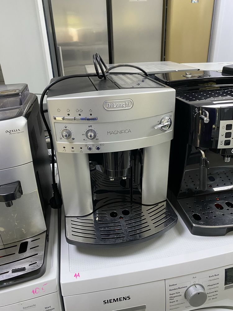 Кофемашина/кофеварка Saeco/Delonghi