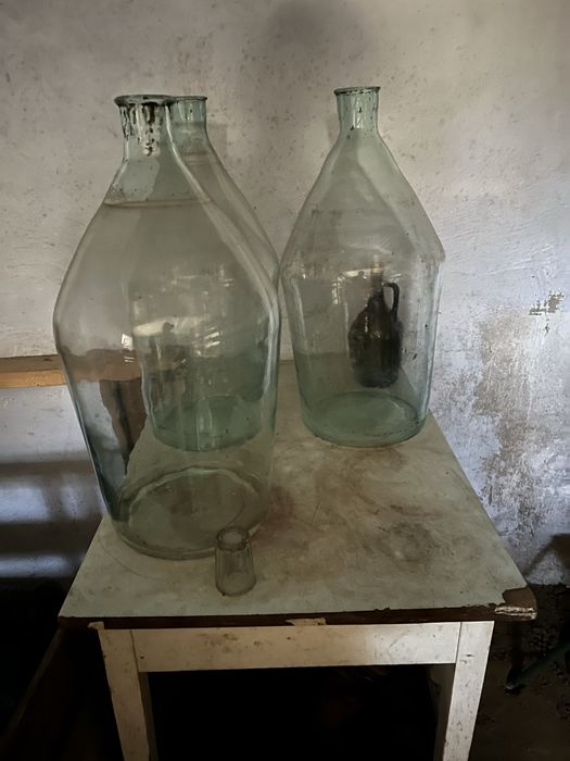 Бутлі для вина,скляні -24,20,10 літрів.