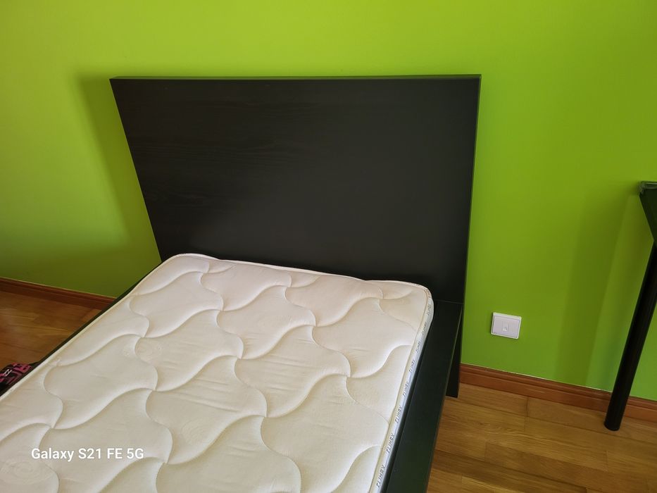 Cama com colchão