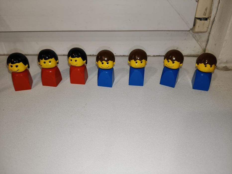 Stare figurki LEGO 4224c01 4224c02 Lata 80' 90' Chłopiec Dziewczynka
