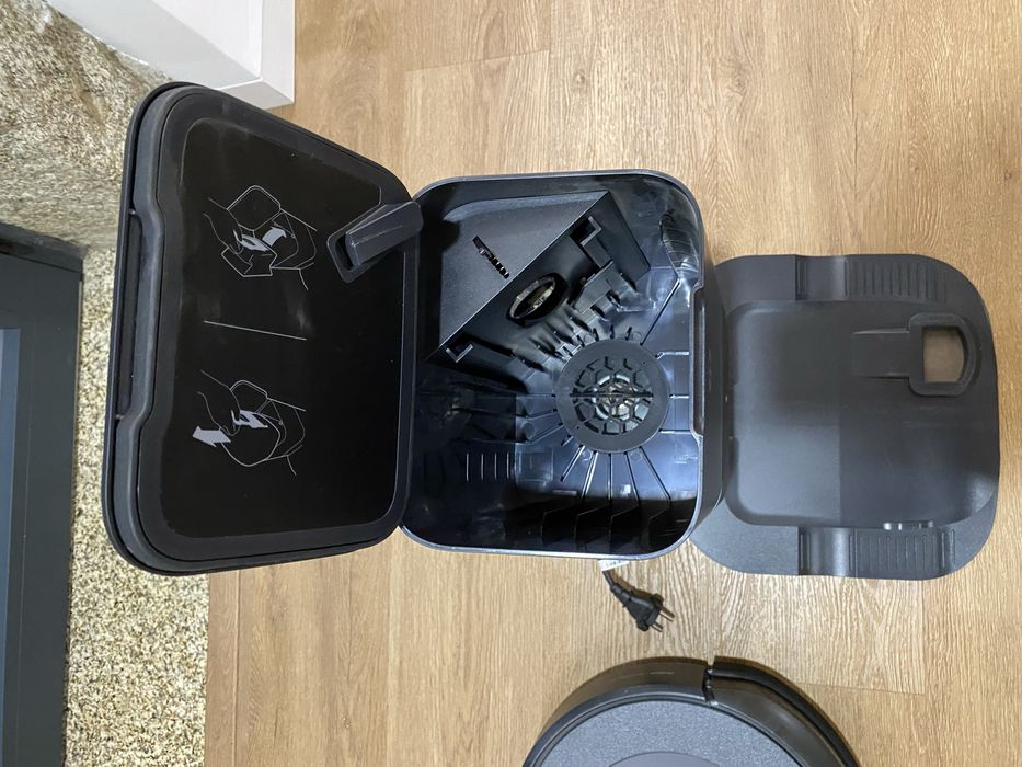 Aspirador iRobot Roomba I3+