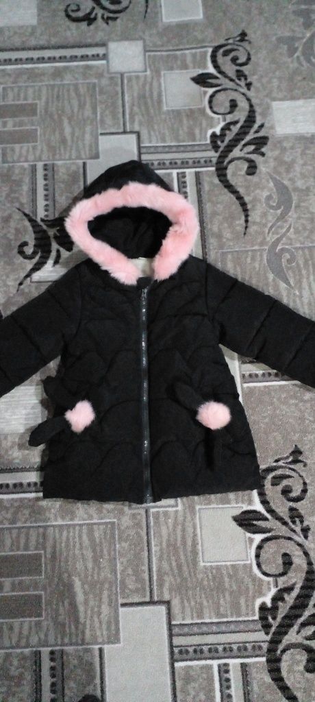 Курточка зимова  на дівчинку