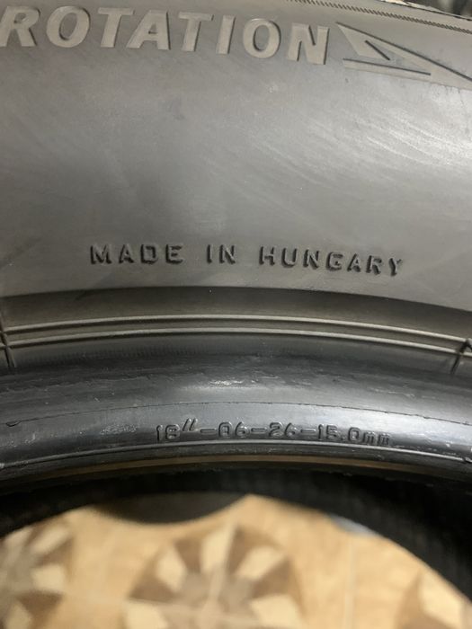 255/55/18 109V Bridgestone BLIZZAK LM005