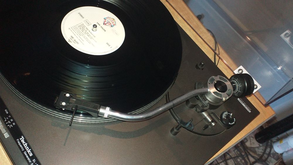 Gramofon Technics sl-b3