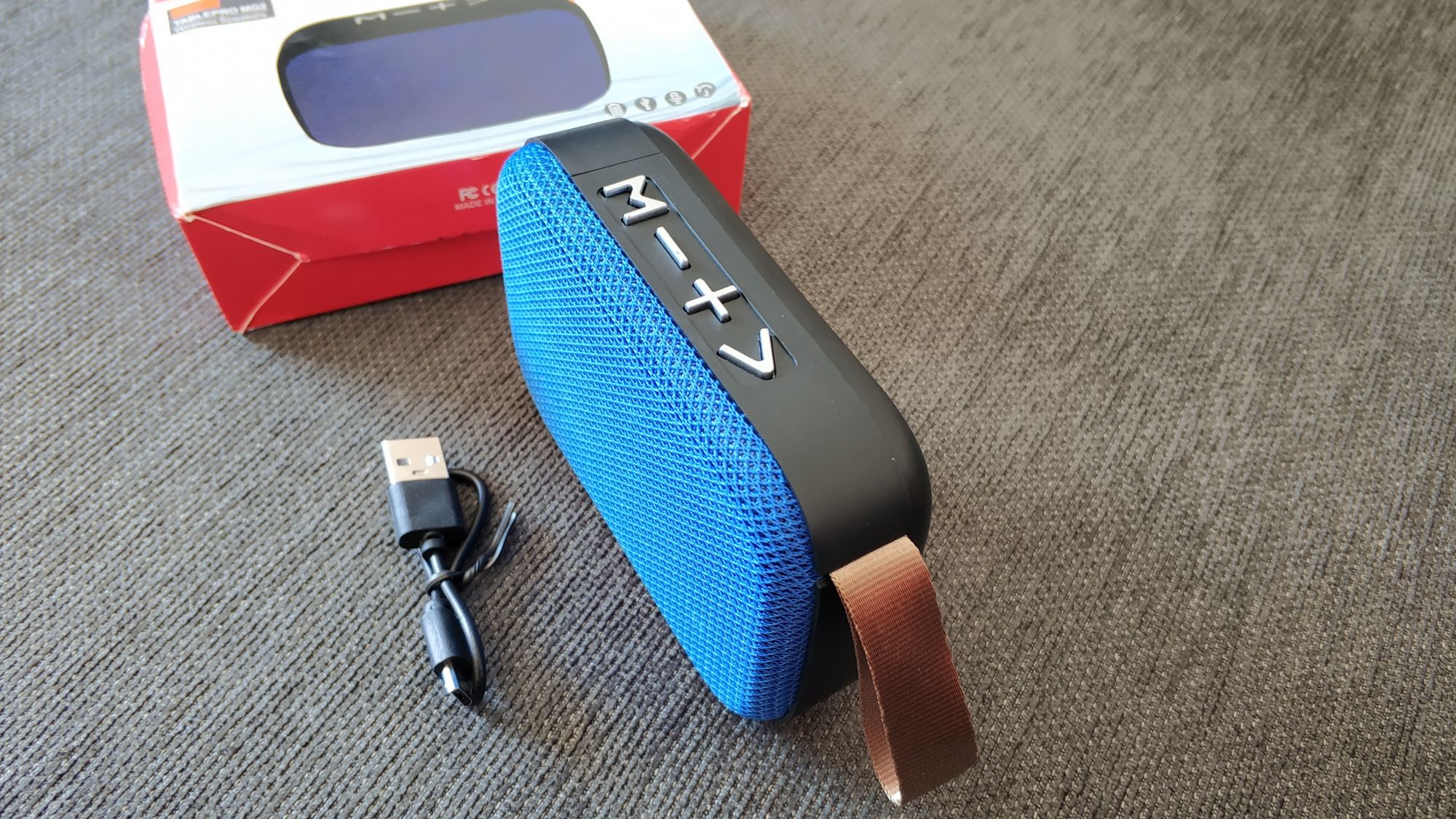 [Novo] Coluna BT 3W com Rádio FM, Leitor USB e MicroSD