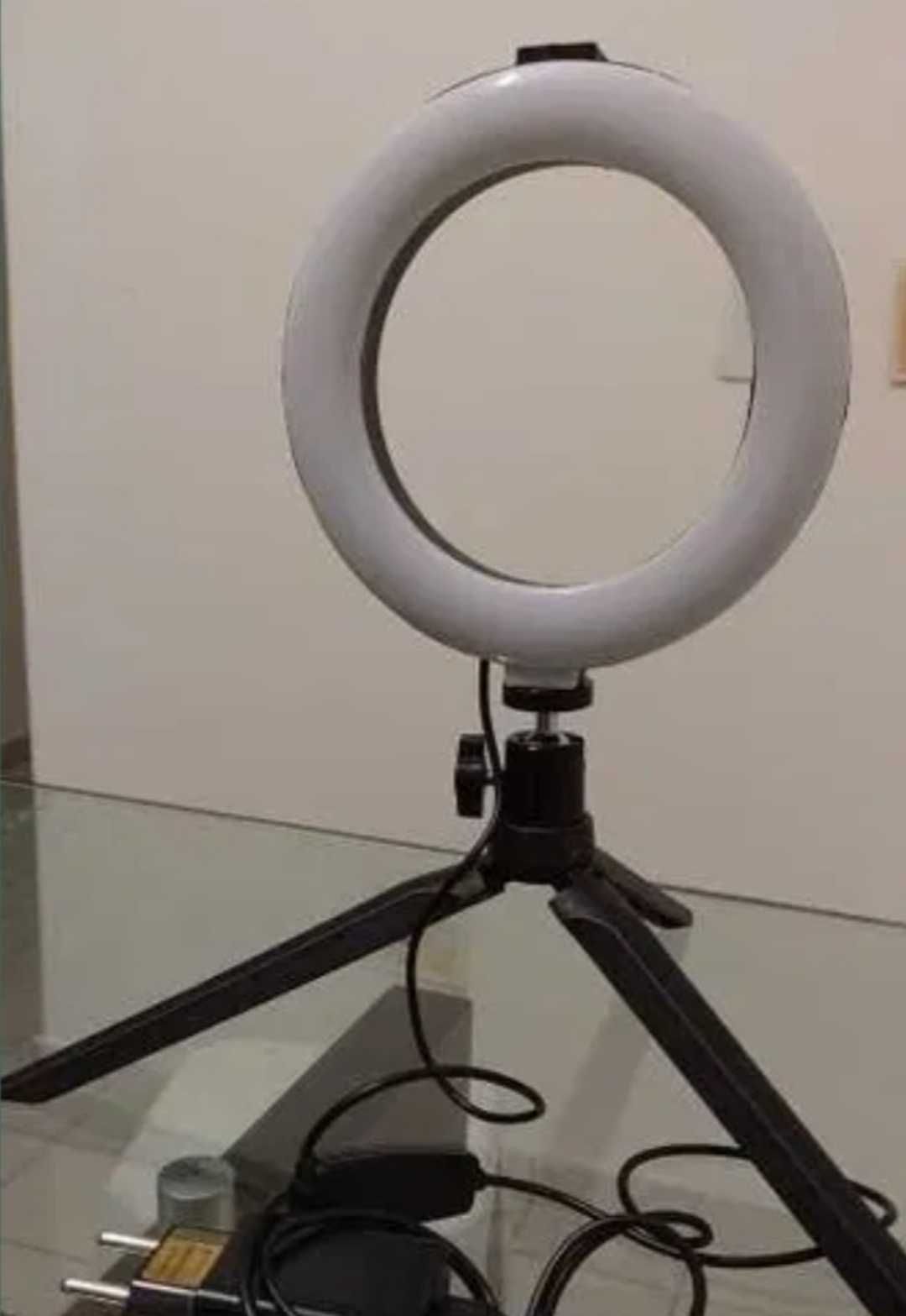 LED кільцева лампа діаметром 16 см