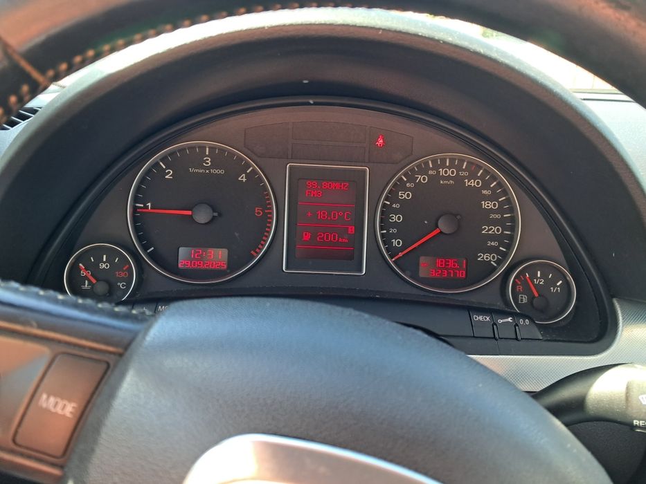 Audi A4 sline  2.0  ,  170cv   em bom estado geral