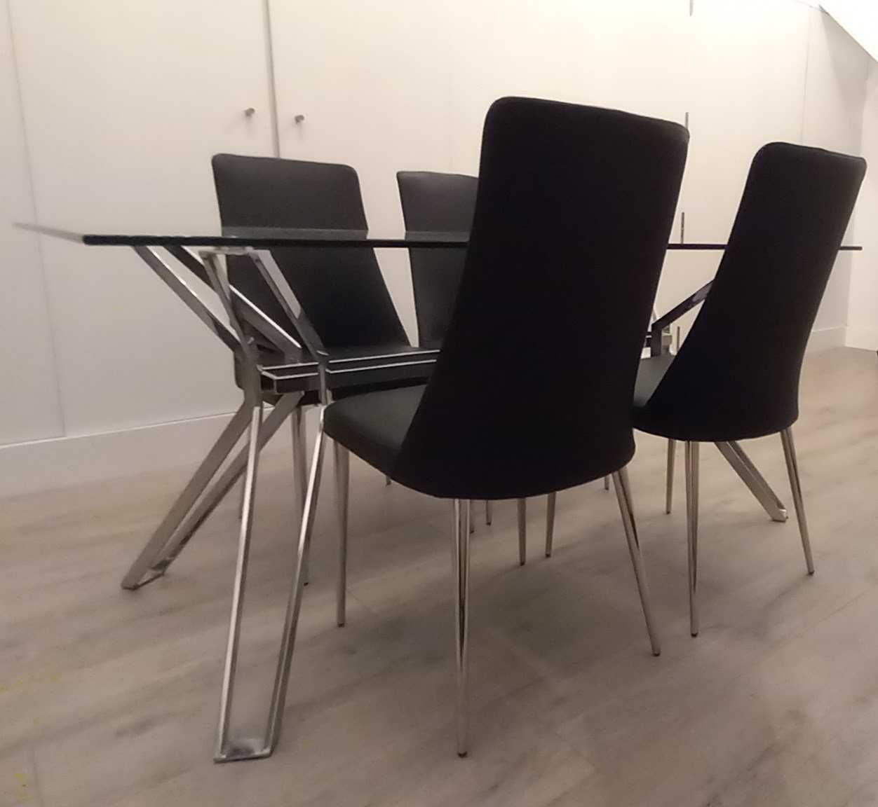 Conjunto de mesa vidro com 4 cadeiras