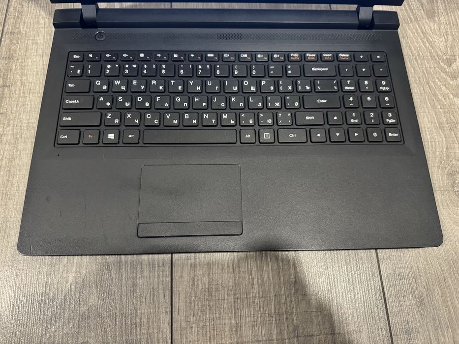 Безшумний ноутбук Lenovo, 8Gb, SSD120Gb, налаштований, гарний стан.
