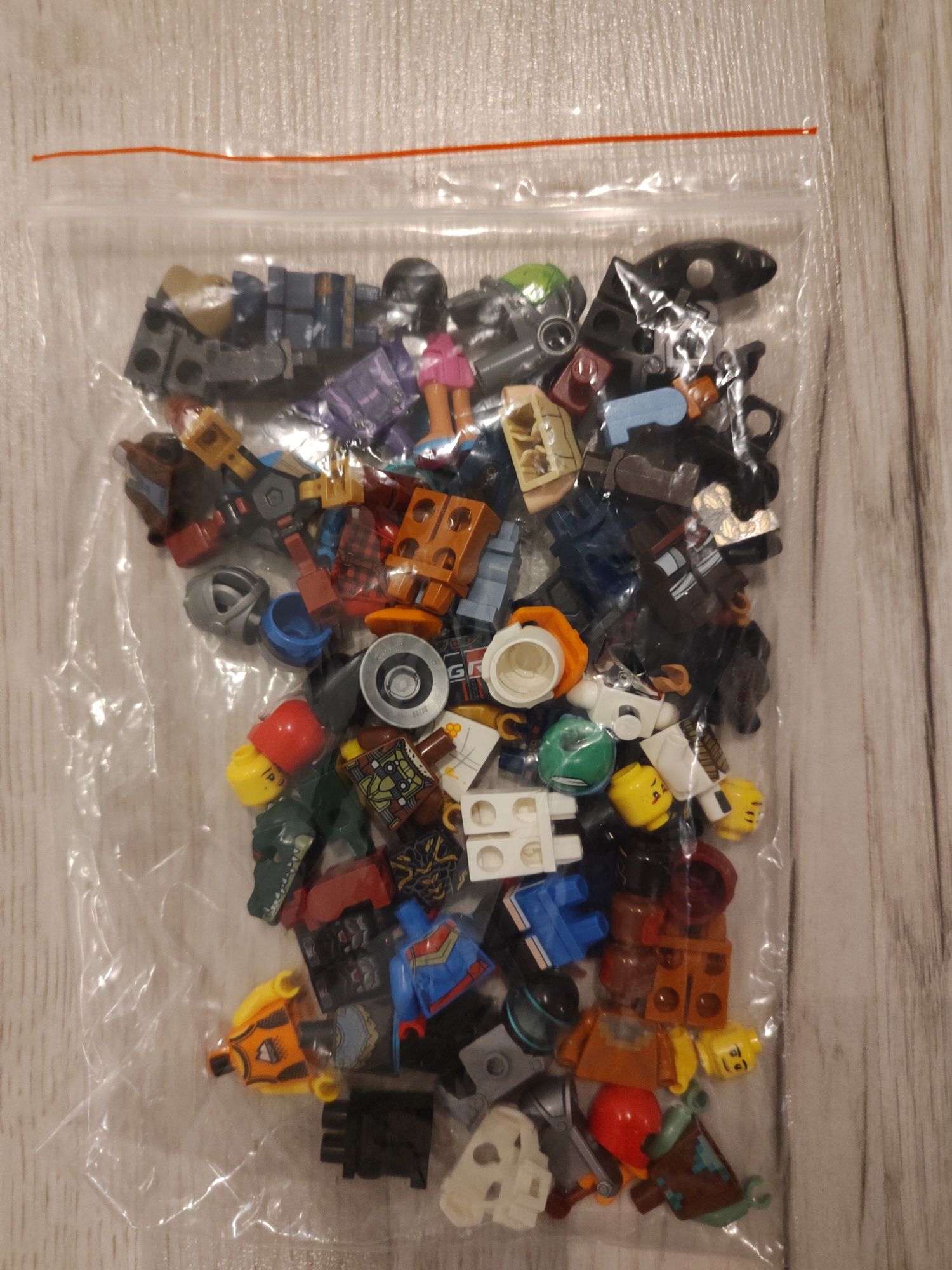 LEGO akcesoria do figurek