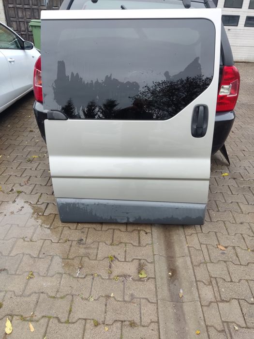 Drzwi przesuwne Vivaro Trafic primastar