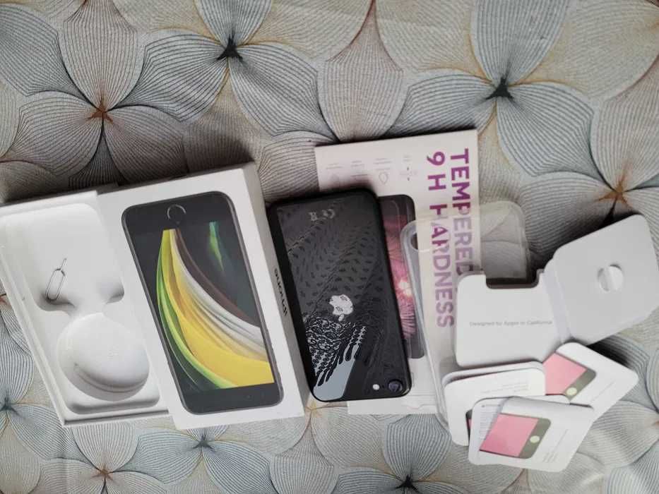 Nowy nieużywany klasyczny iphone 256gb Se2 z EuroRTv/oleole