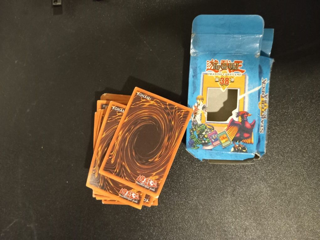 Vendo Várias cartas Yu GI Oh