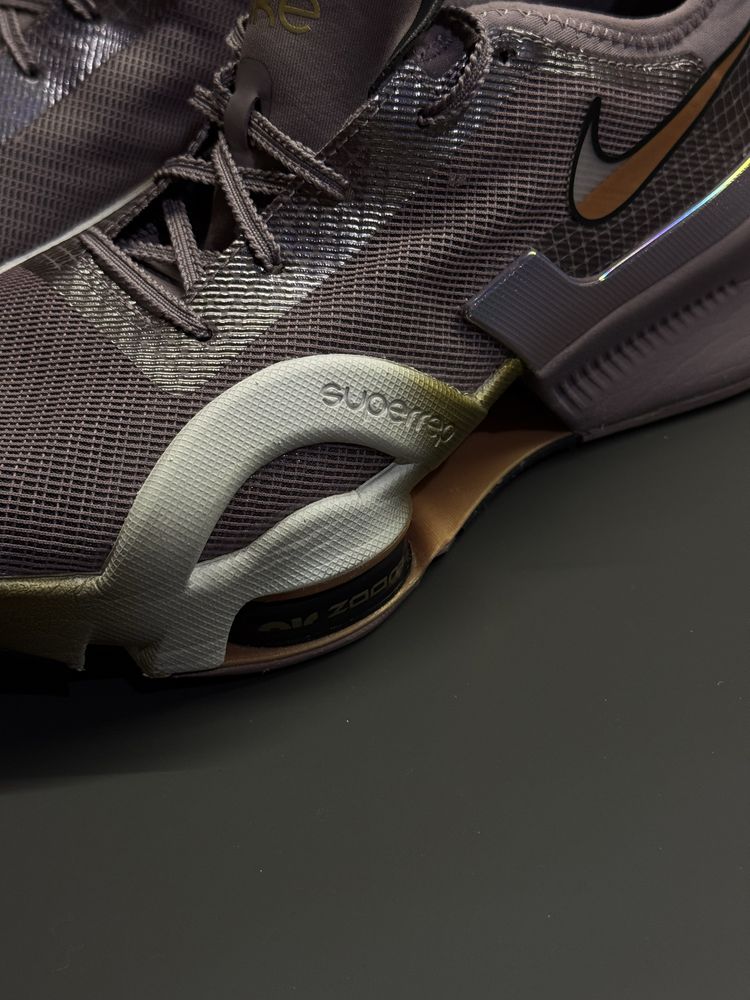 Жіночі кросівки Nike Air Zoom Superrep jordan trevis scott under amour