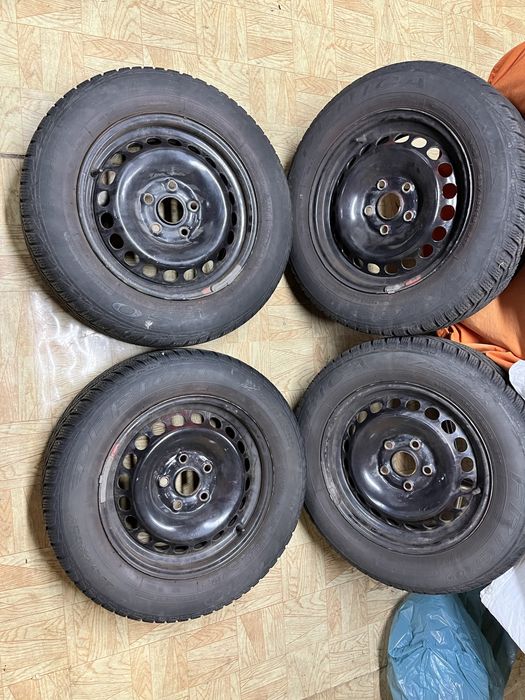 Koła zimowe 5x112 15 cali VW OE