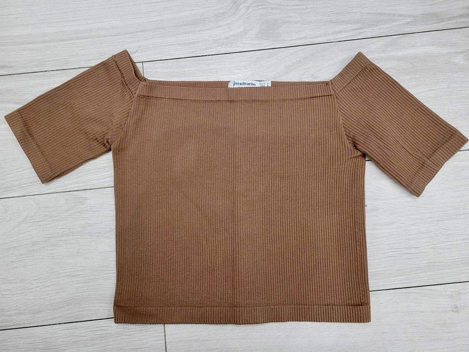 Bluzka z prążka stradivarius XS