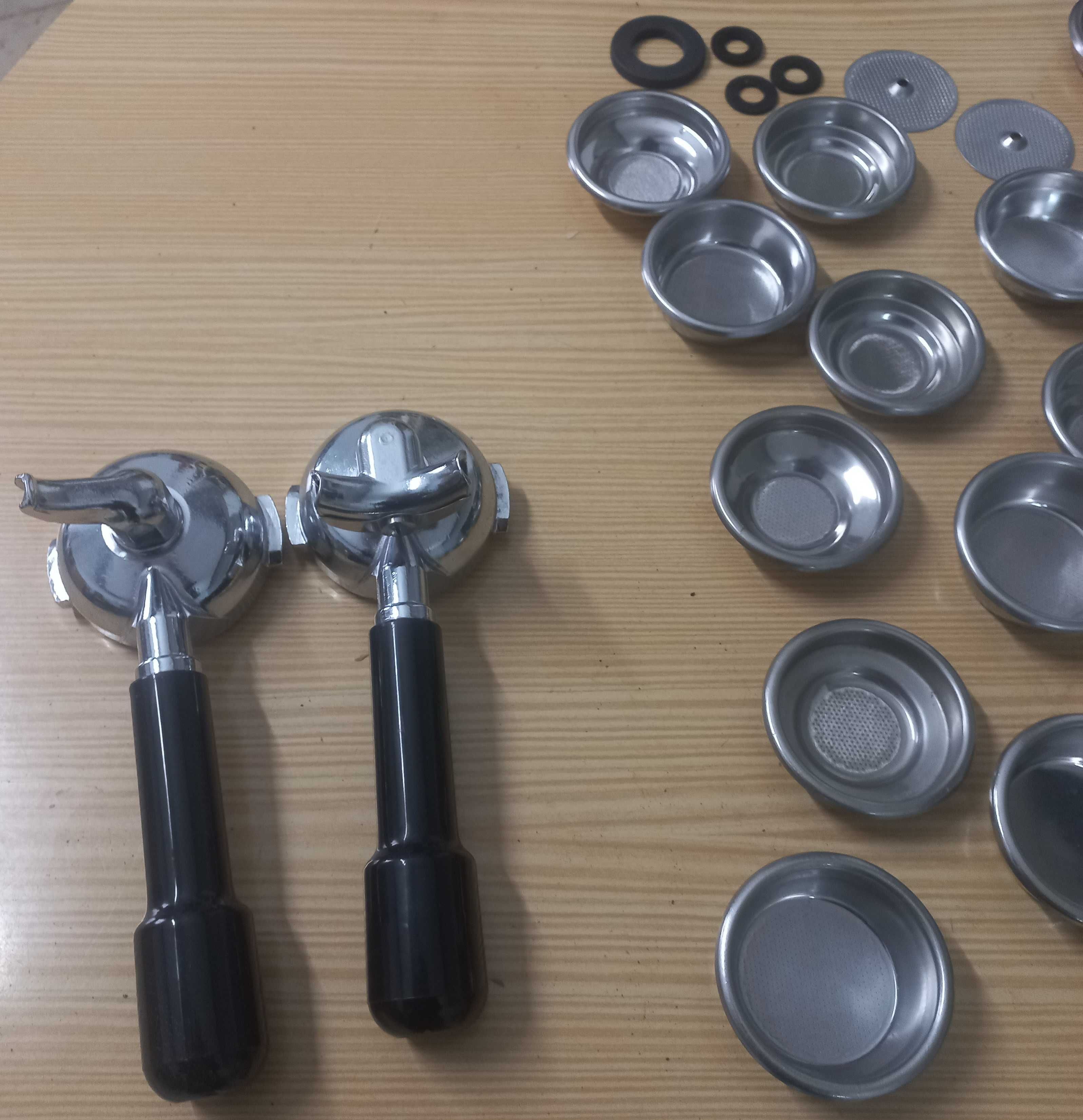 4 Manipulos para Máquina café  e filtros Novos