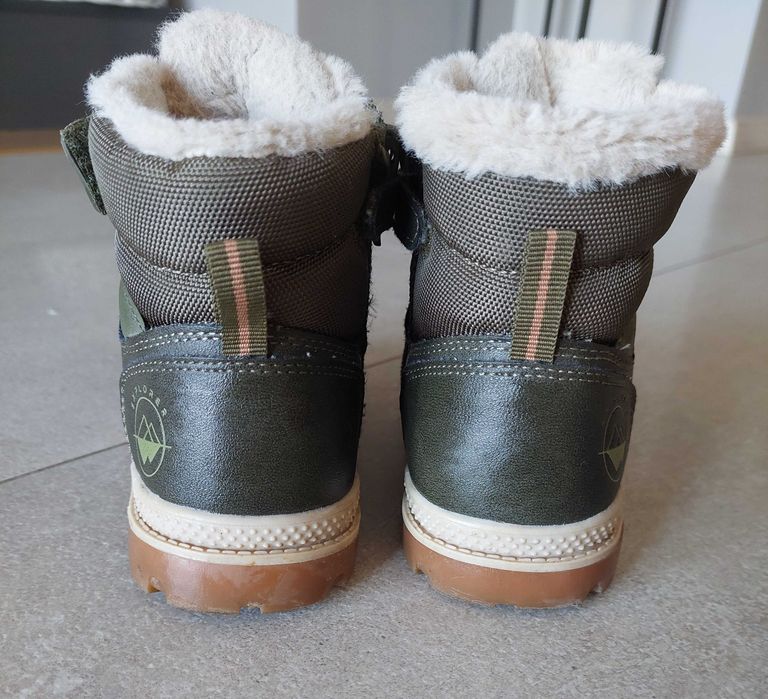 Kozaki zimowe dla chłopca r.27