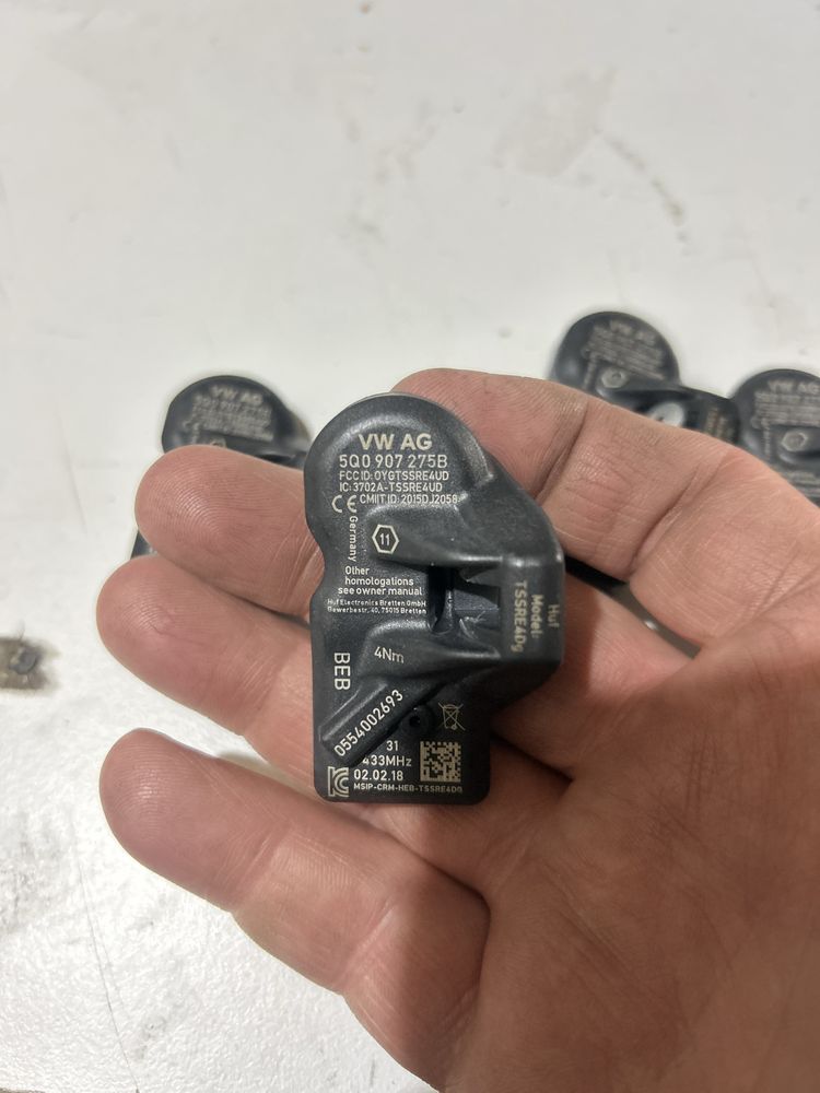 Датчики тиску в шинах VAG Group TPMS
