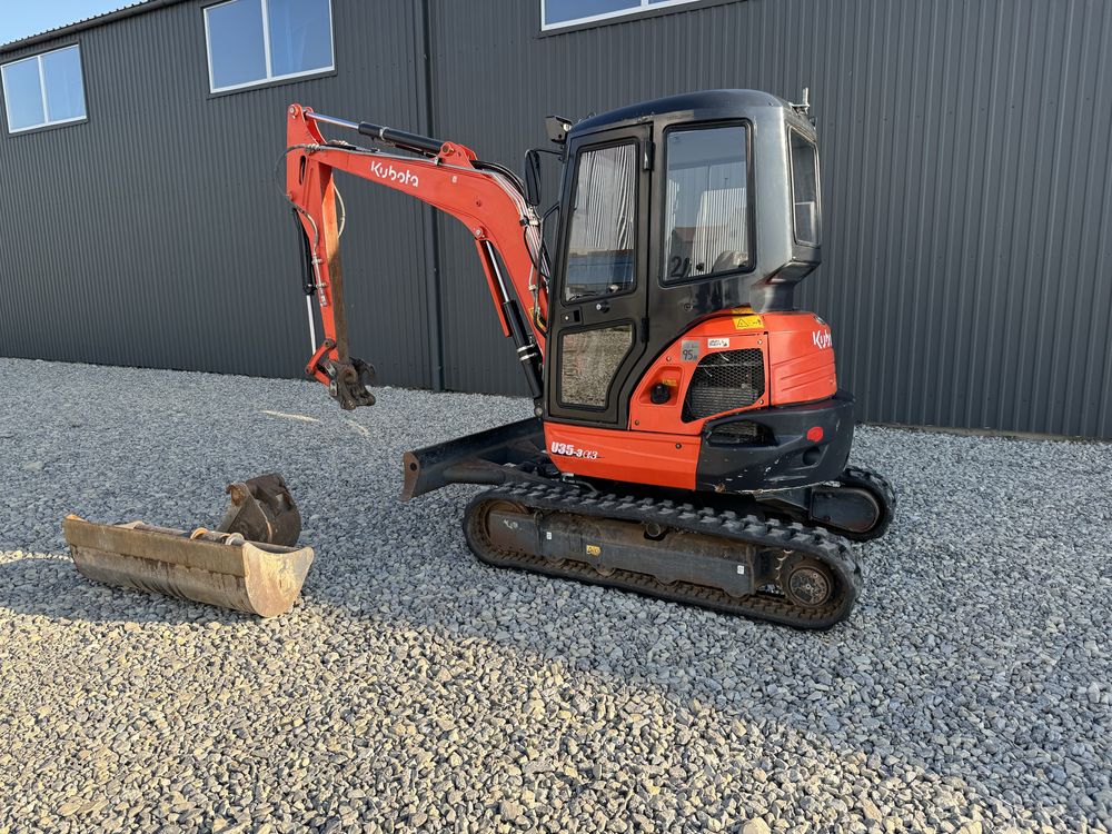 Міні екскаватор Kubota U35