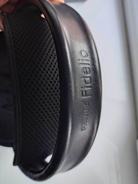Навушники Philips Fideo X2HR