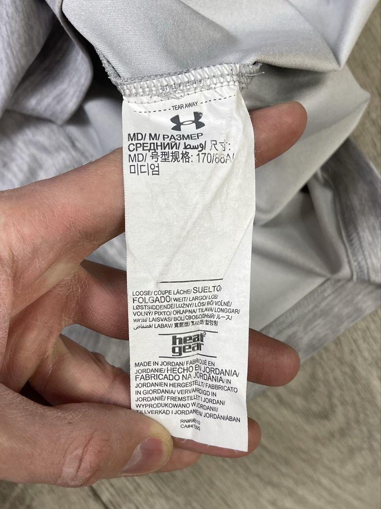 Under Armour heatgear поло футболка M размер спортивная серая