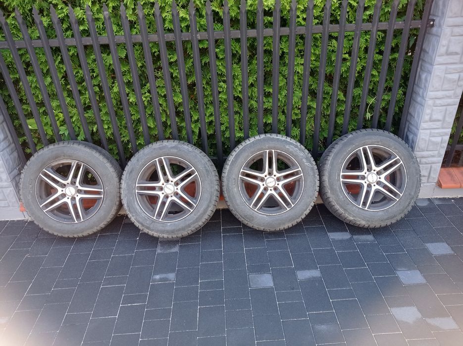 Felgi koła 5x112 15 z oponami zimowymi 2023 Leon golf audi