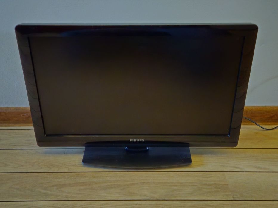 Philips monitor TV LCD 22 cale HDMI USB SCART